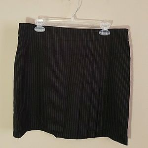 Black w/blue pinstripe mini skirt sz 12